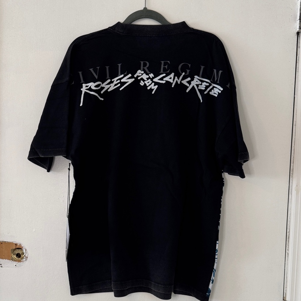 Corpse Bride Graphic Tee - Black - Picture 4 of 4